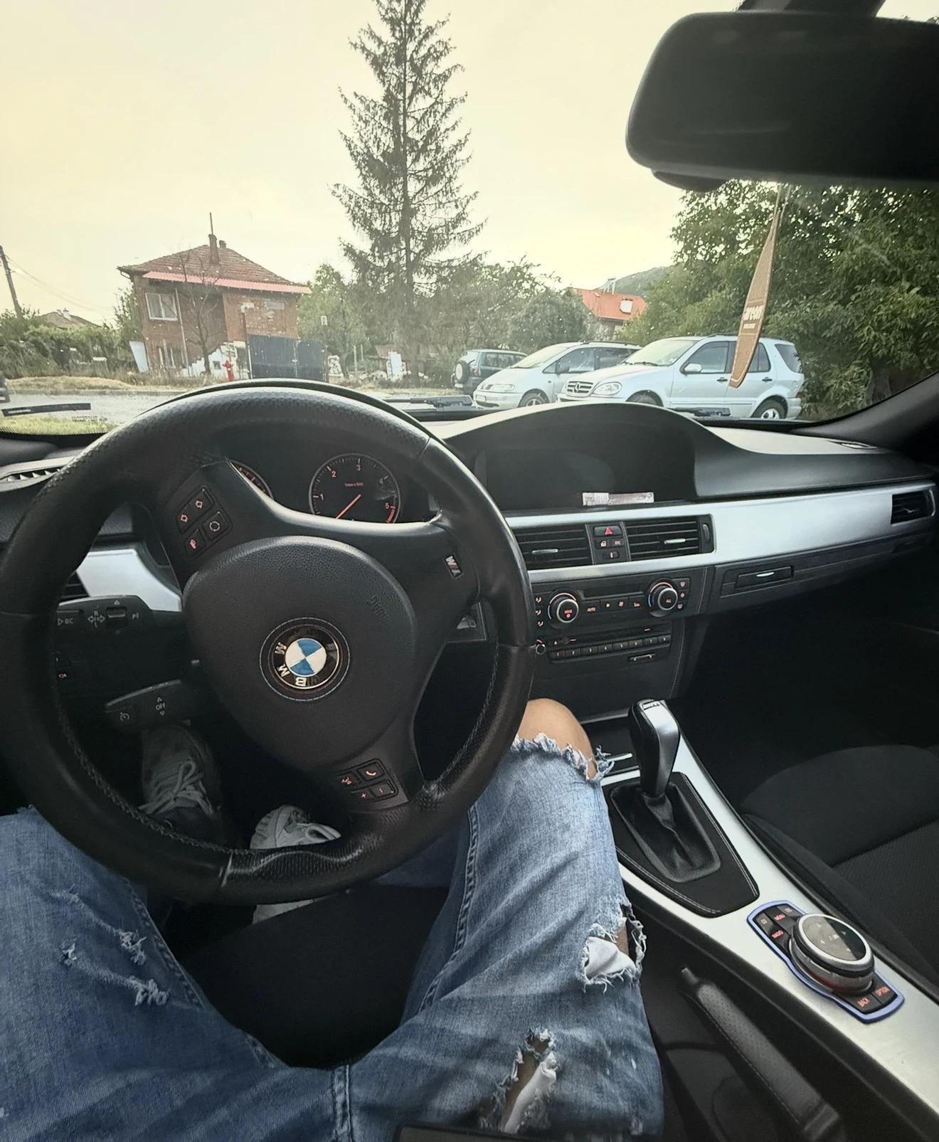 BMW 320  - изображение 4