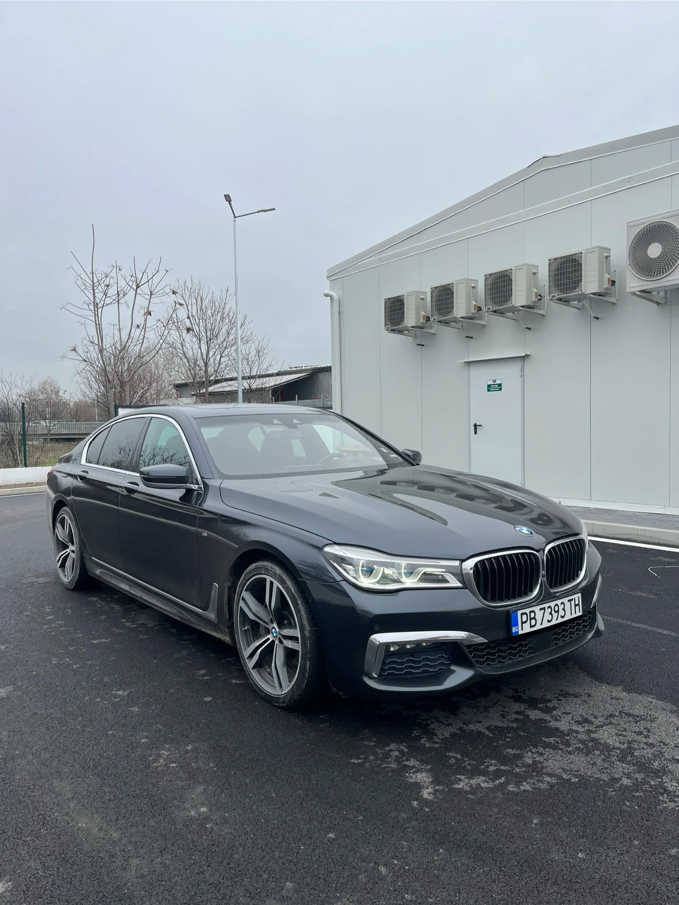 BMW 730 D XDrive , снимка 2 - Автомобили и джипове - 53920021