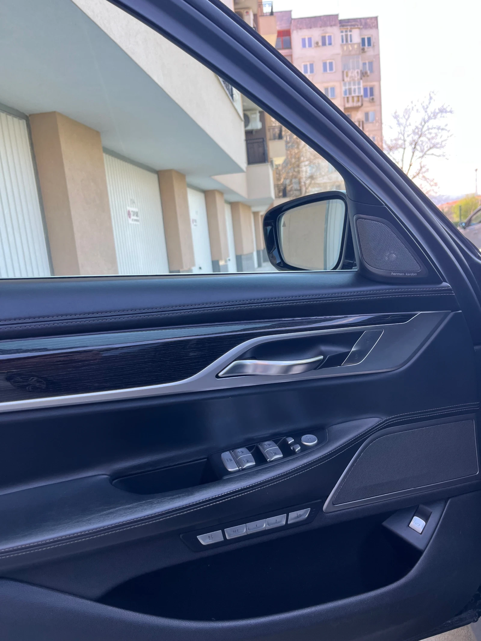 BMW 730 D XDrive , снимка 7 - Автомобили и джипове - 53920021