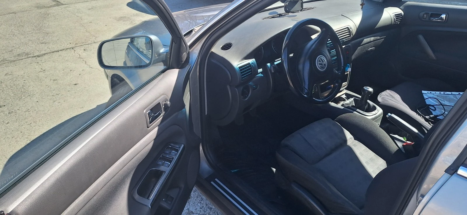 VW Passat, снимка 3 - Автомобили и джипове - 53783933