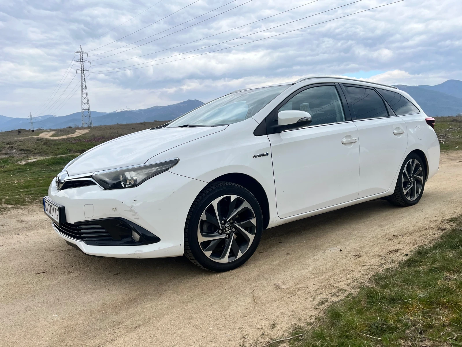 Toyota Auris touring sports 1.8 Hybrid active