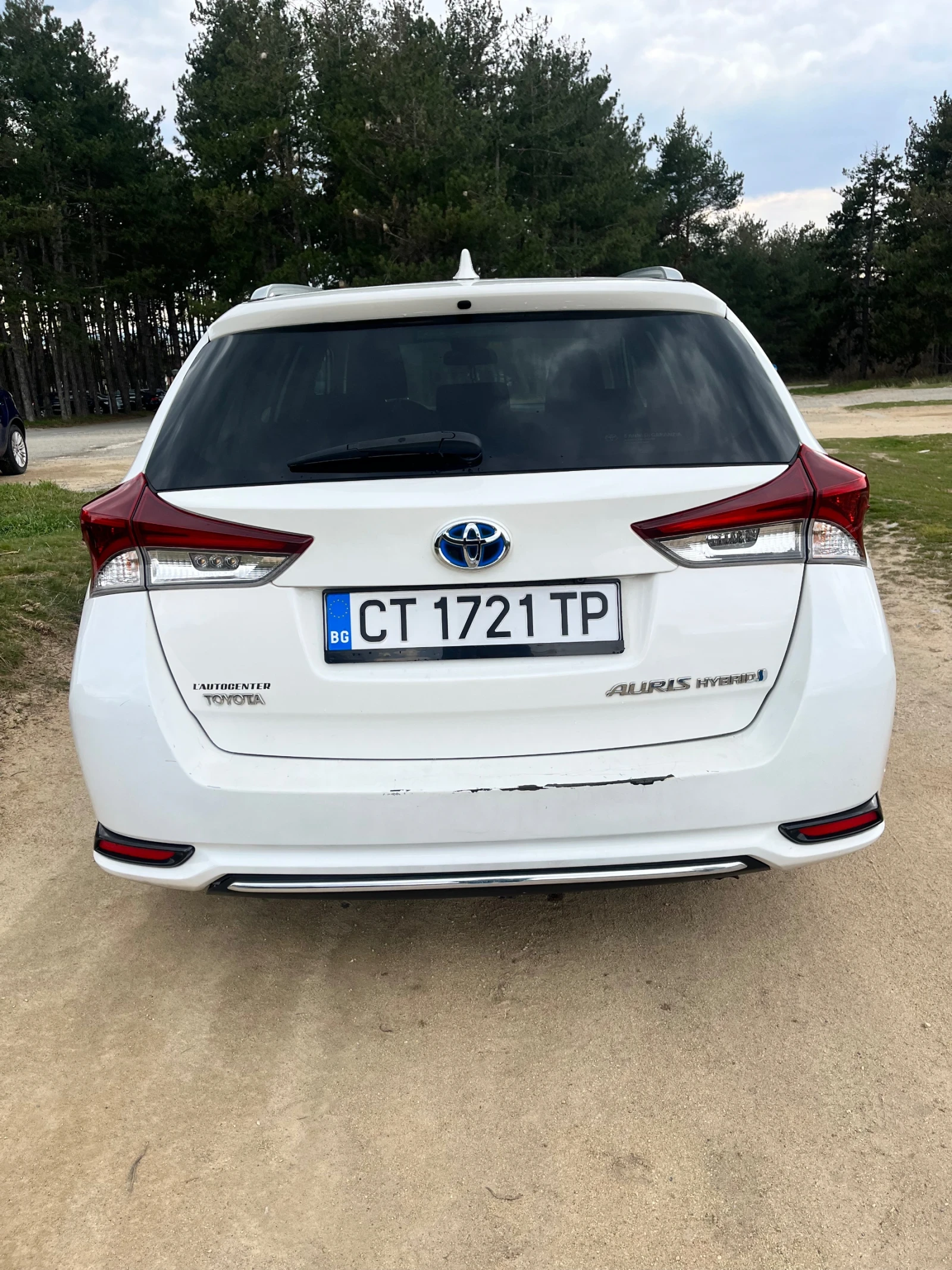 Toyota Auris touring sports 1.8 Hybrid active, снимка 3 - Автомобили и джипове - 53894633