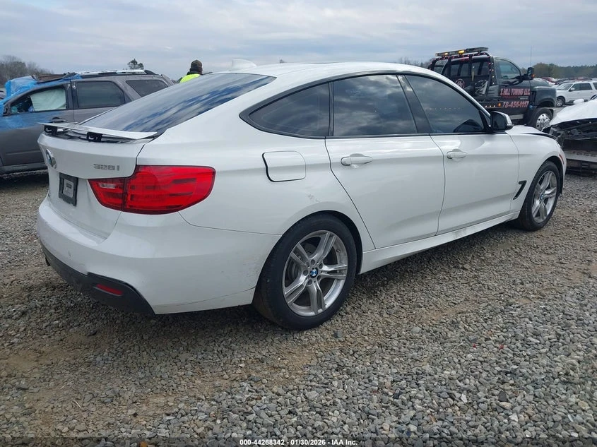 BMW 328 2.0L I-4 DI, DOHC, VVT, TURBO, 240HP All Wheel, снимка 4 - Автомобили и джипове - 53939506
