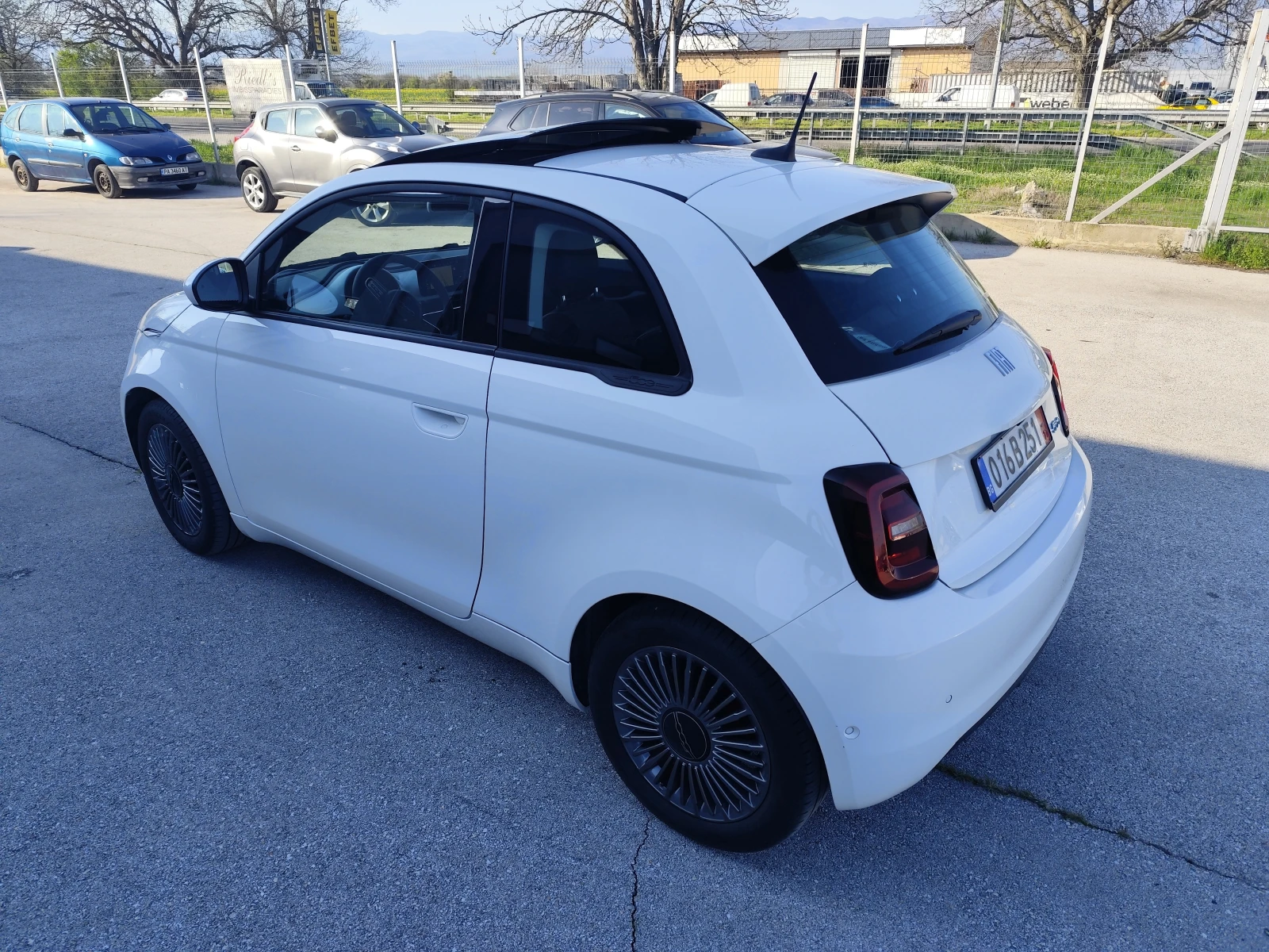 Fiat 500e Icon/42KW, снимка 5 - Автомобили и джипове - 54139389