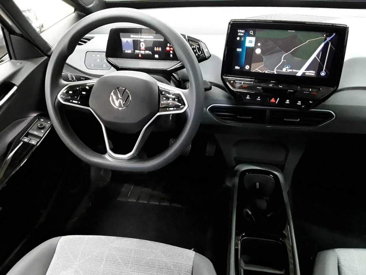 VW ID.3 Pro Performance, снимка 3 - Автомобили и джипове - 54958569
