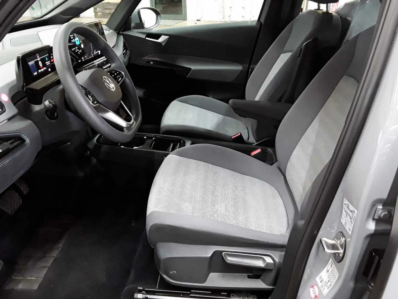 VW ID.3 Pro Performance, снимка 5 - Автомобили и джипове - 54958569