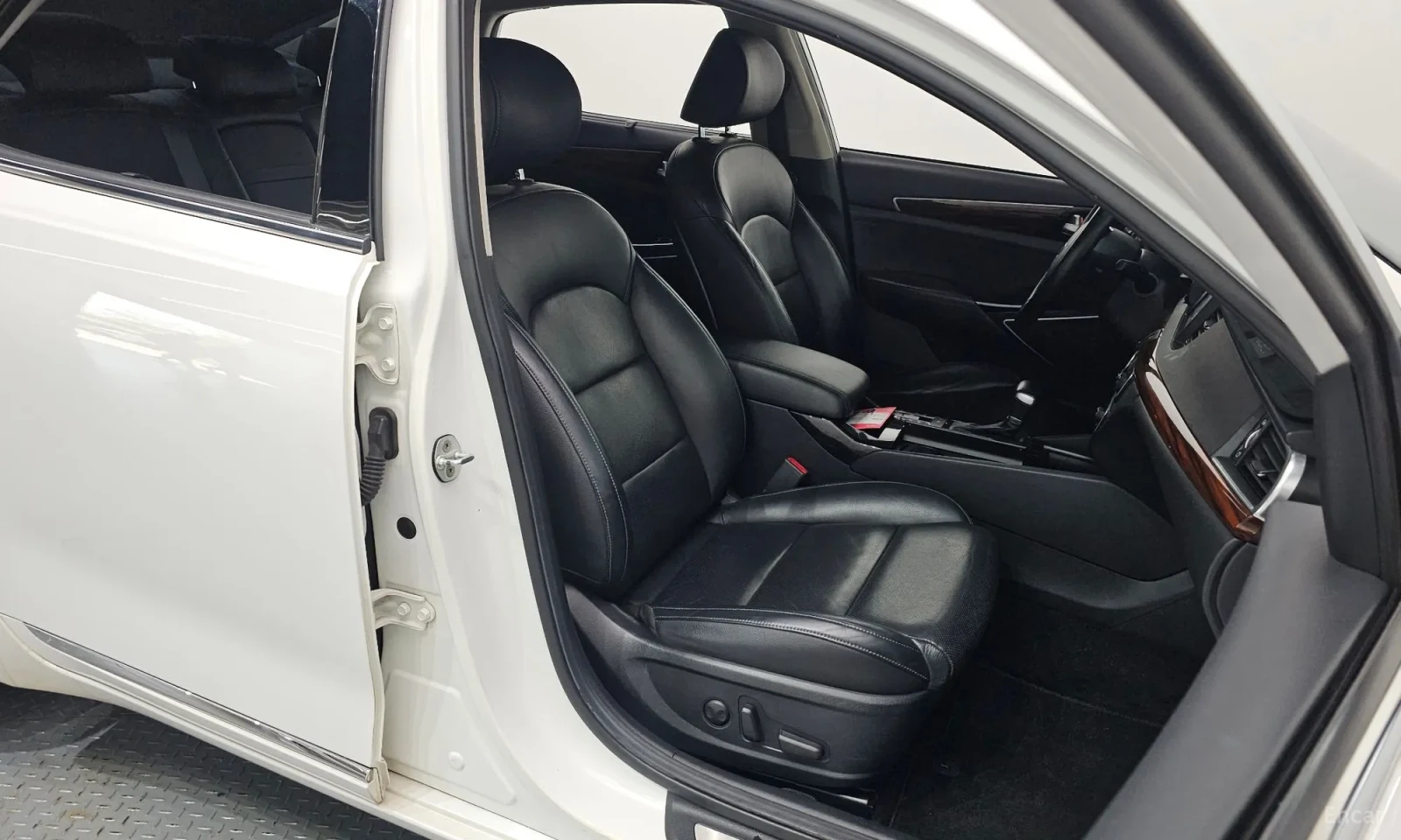 Kia K7 3.0LPI* TEXNOTEST* GAZ* PRESTIGE* , снимка 11 - Автомобили и джипове - 55197203