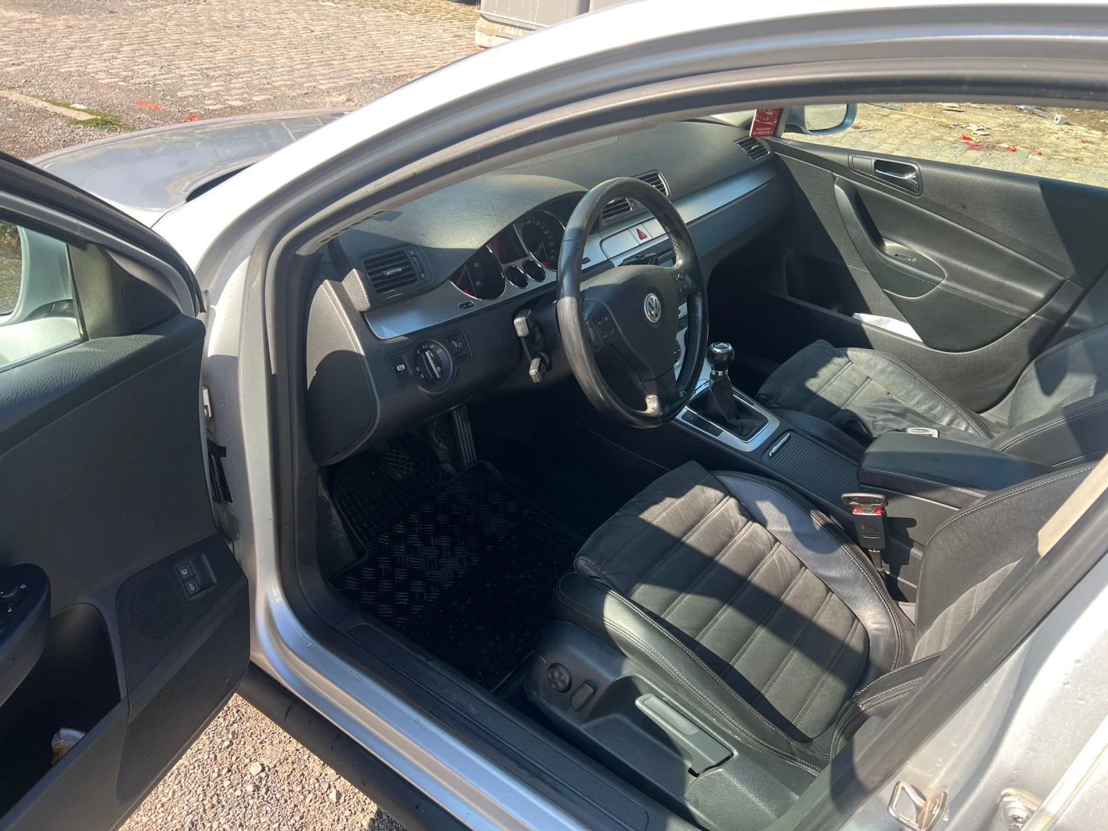 VW Passat Hig-line, снимка 7 - Автомобили и джипове - 56075484