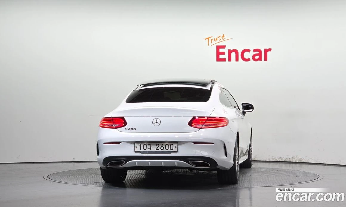 Mercedes-Benz C 200 C200 Coupe, снимка 4 - Автомобили и джипове - 56122469