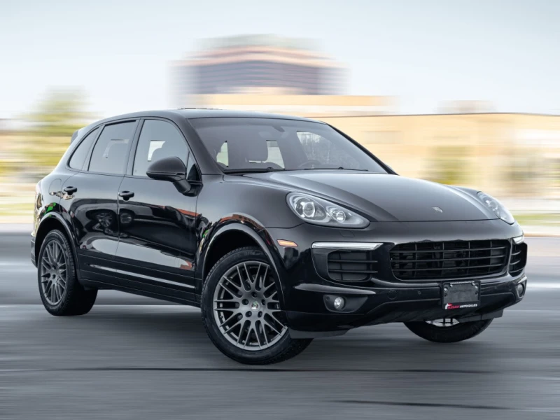 Porsche Cayenne * NAV| BACKUP| PANOROOF| HEATED SEATS| LOADED| CLE