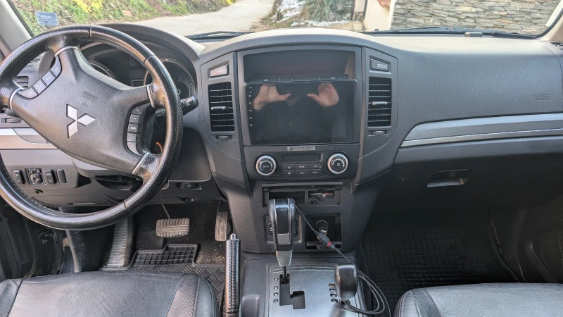 Mitsubishi Pajero 3.2 , снимка 8 - Автомобили и джипове - 53089882