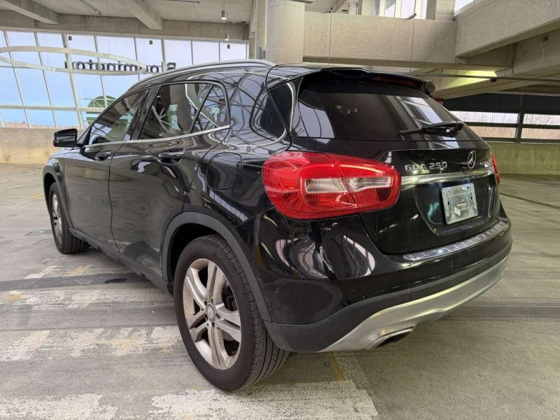 Mercedes-Benz GLA 250 4 MATIC * Pano Roof| Nav, снимка 5 - Автомобили и джипове - 53186793