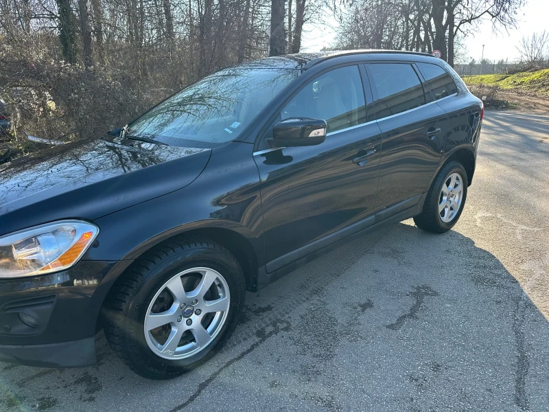 Volvo XC60 2.4 D5 185 k.c. , снимка 3 - Автомобили и джипове - 53210053