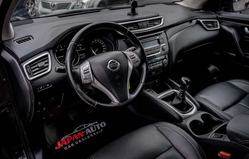 Nissan Qashqai 1.5dci КАТО НОВА! С ГАРАНЦИЯ! БЕЗПЛ ОБСЛУЖВАНЕ!, снимка 7 - Автомобили и джипове - 53379414