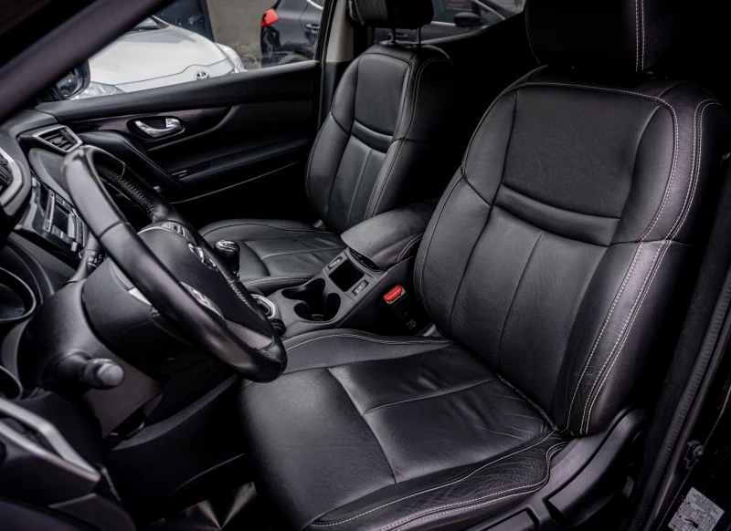 Nissan Qashqai 1.5dci КАТО НОВА! С ГАРАНЦИЯ! БЕЗПЛ ОБСЛУЖВАНЕ!, снимка 9 - Автомобили и джипове - 53379414