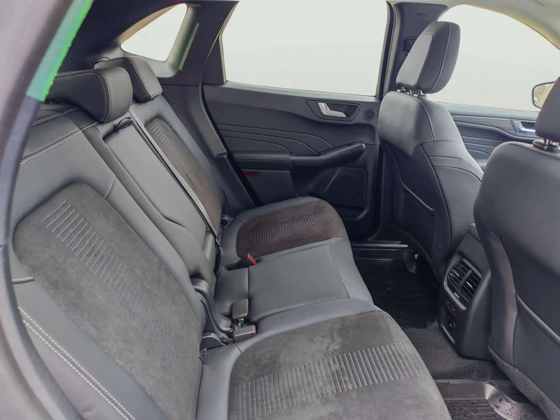 Ford Kuga 2.5 FHEV, снимка 9 - Автомобили и джипове - 53594087