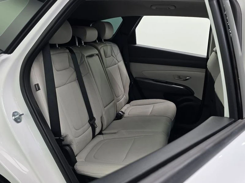 Hyundai Tucson Gasoline 1.6 Turbo 2WD| 180к.с.| ВКЛ.ТЕХНОТЕСТ, снимка 12 - Автомобили и джипове - 55517802