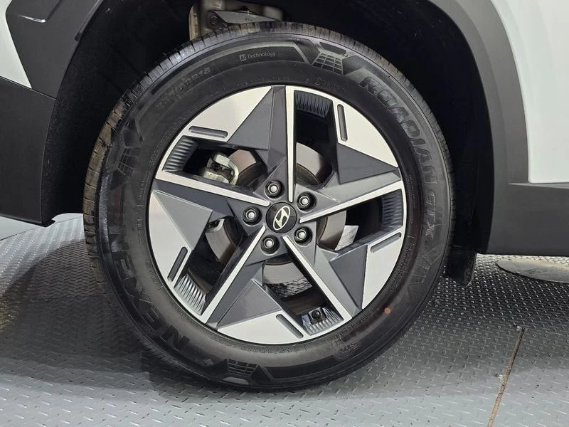 Hyundai Tucson Gasoline 1.6 Turbo 2WD| 180к.с.| ВКЛ.ТЕХНОТЕСТ, снимка 5 - Автомобили и джипове - 55517802