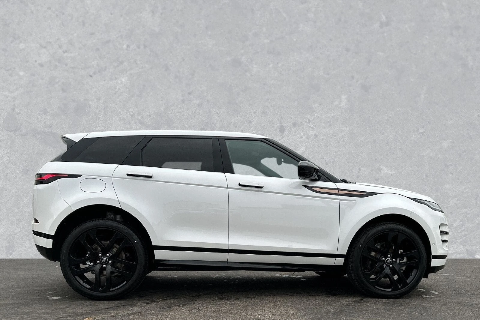 Land Rover Range Rover Evoque D200 = R-Dynamic SE= Гаранция - изображение 4