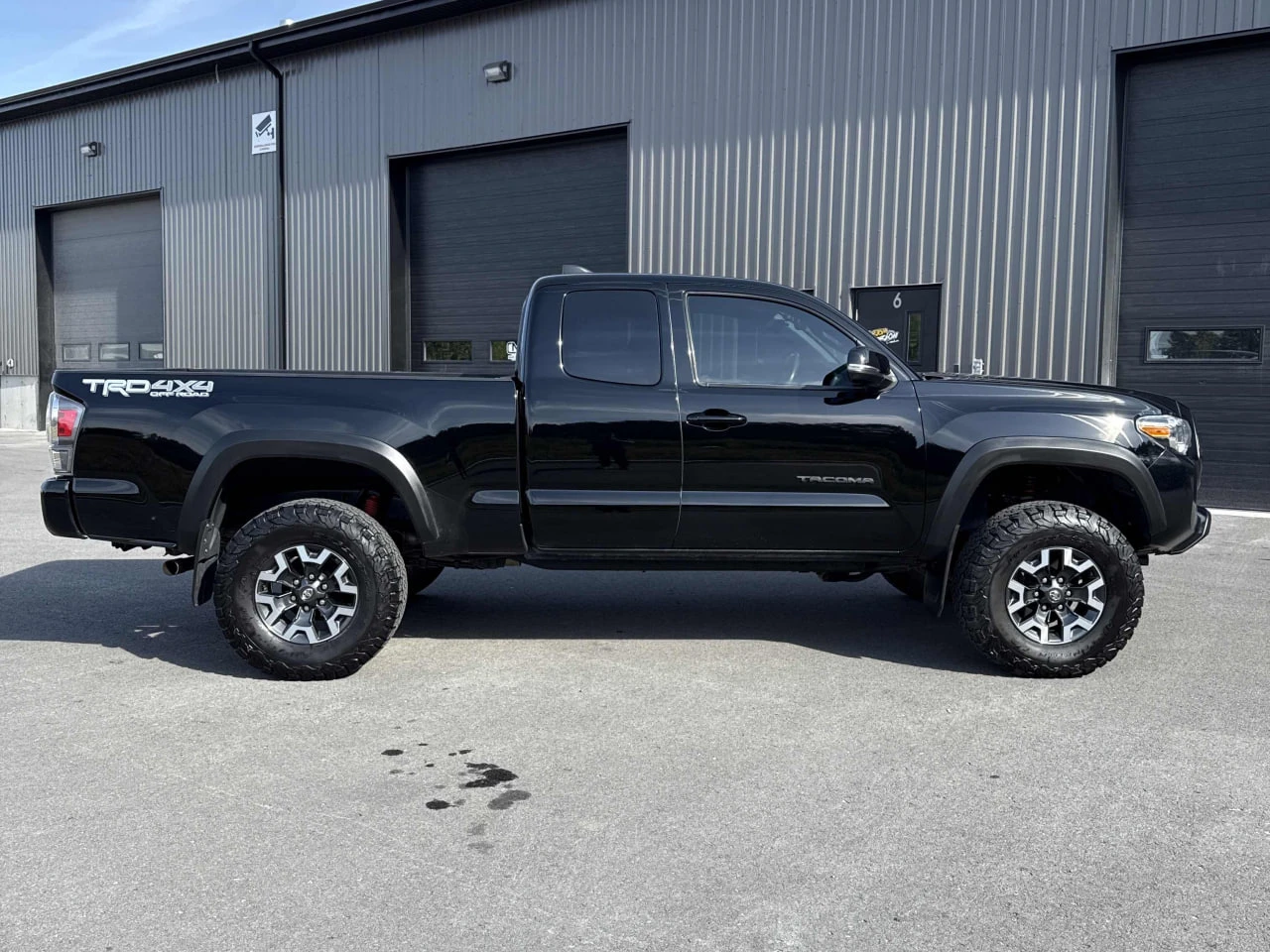 Toyota Tacoma CARFAX* АВТОФИНАНСИРАНЕ БЕЗ ПЪРВОНАЧАЛНА ВНОСКА - изображение 3