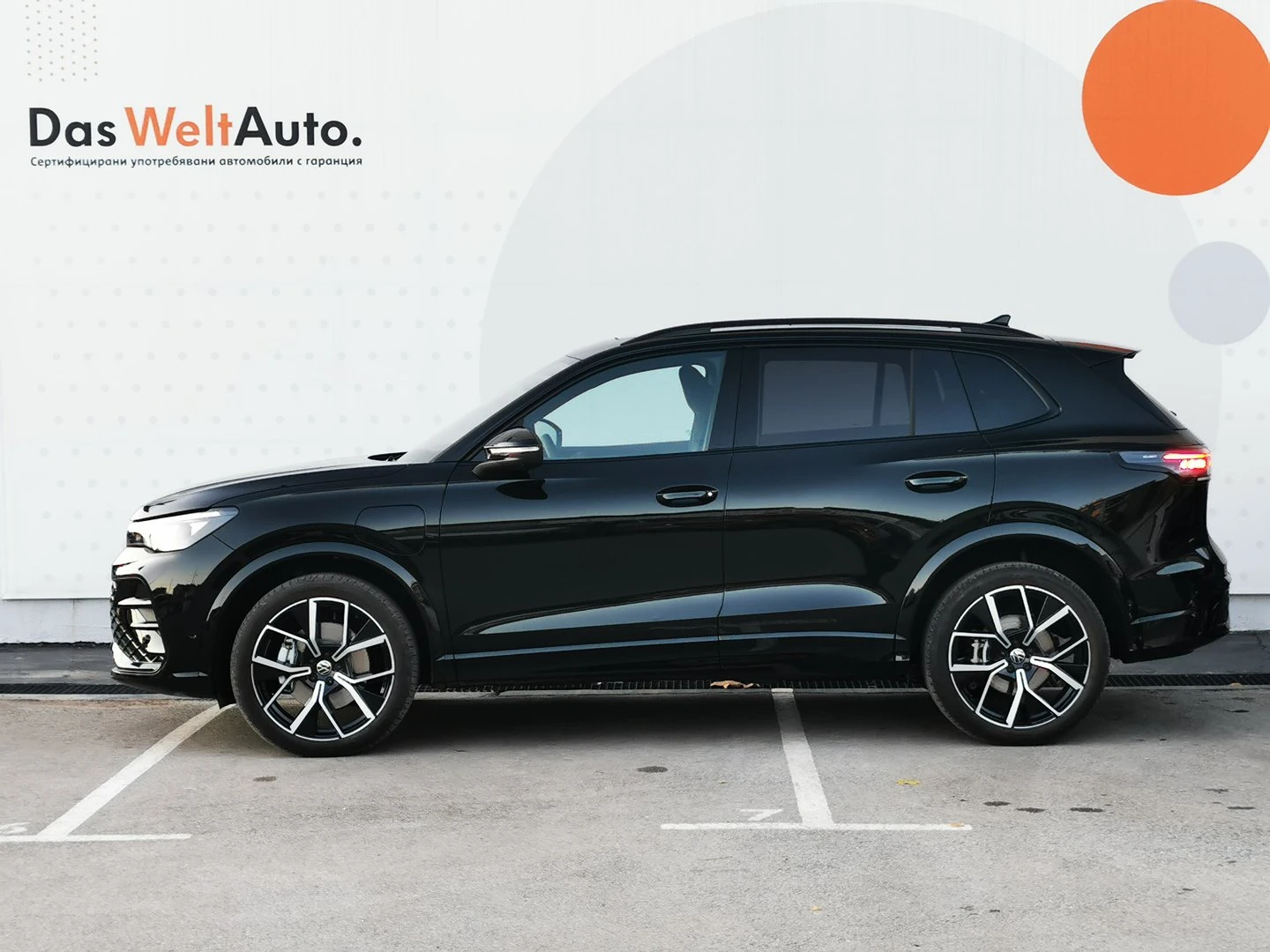 VW Tiguan R-Line Plus 1.5 eHybrid OPF DSG - изображение 3