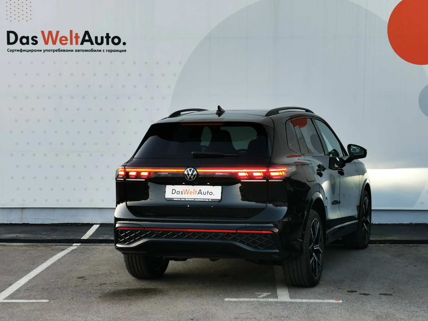 VW Tiguan R-Line Plus 1.5 eHybrid OPF DSG - изображение 2