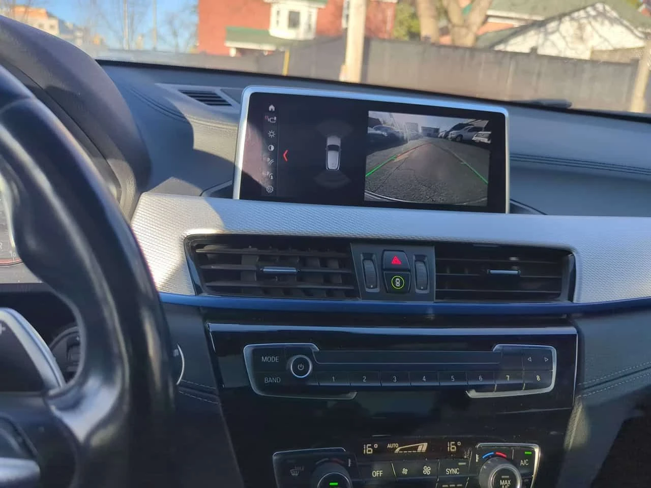 BMW X2 XDRIVE28I * ПАНОРАМА * ПОДГРЕВ * ПРЕДСТАВСИТЕЛСТВО, снимка 9 - Автомобили и джипове - 54359912