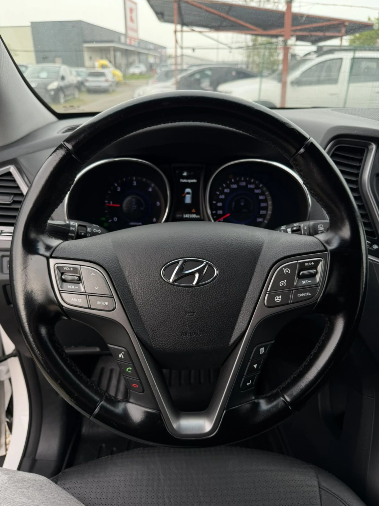 Hyundai Santa fe 2.2CRDI 4X4 144хил!!ЛИЗИНГ ВИДЕО , снимка 11 - Автомобили и джипове - 54496039
