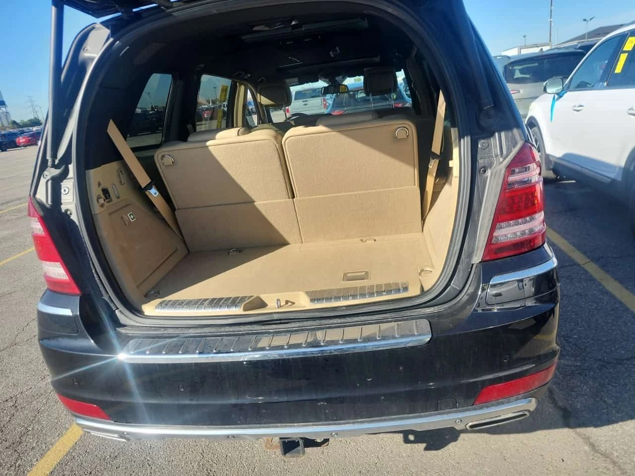 Mercedes-Benz GL 350 DIESEL * Без инциденти * Пълна история в Mercedes , снимка 15 - Автомобили и джипове - 54560539