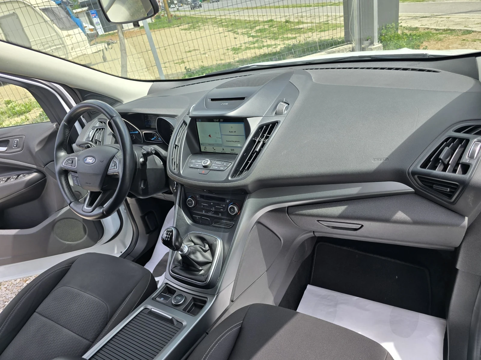 Ford Kuga 1.5 TDCI TITANIUN, снимка 12 - Автомобили и джипове - 54588845