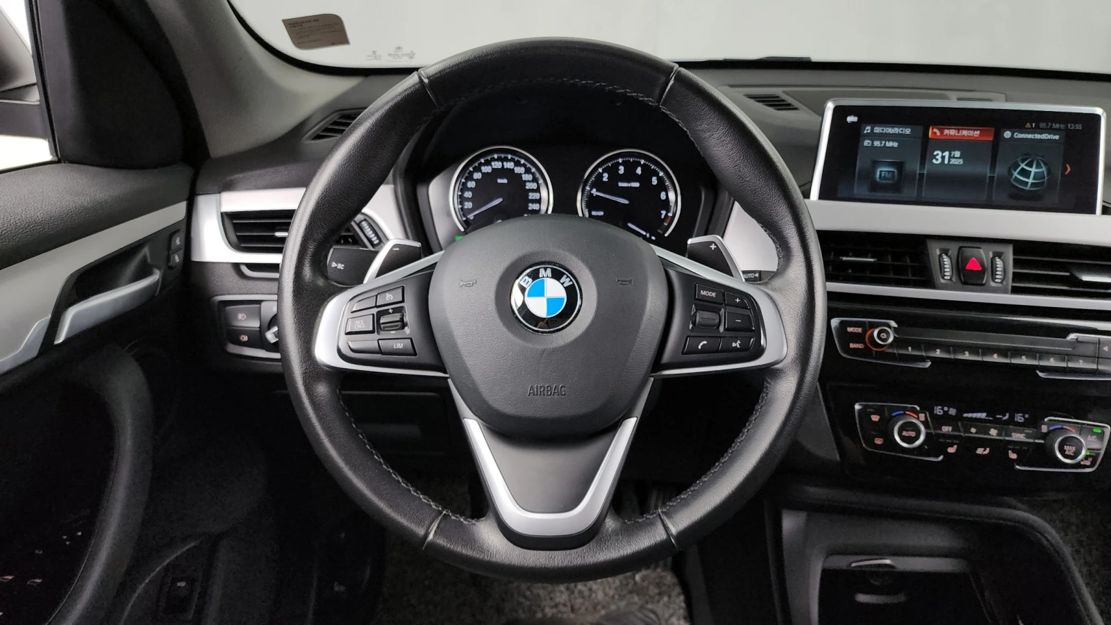 BMW X1 * XDRIVE* M* PANO* , снимка 13 - Автомобили и джипове - 54834851