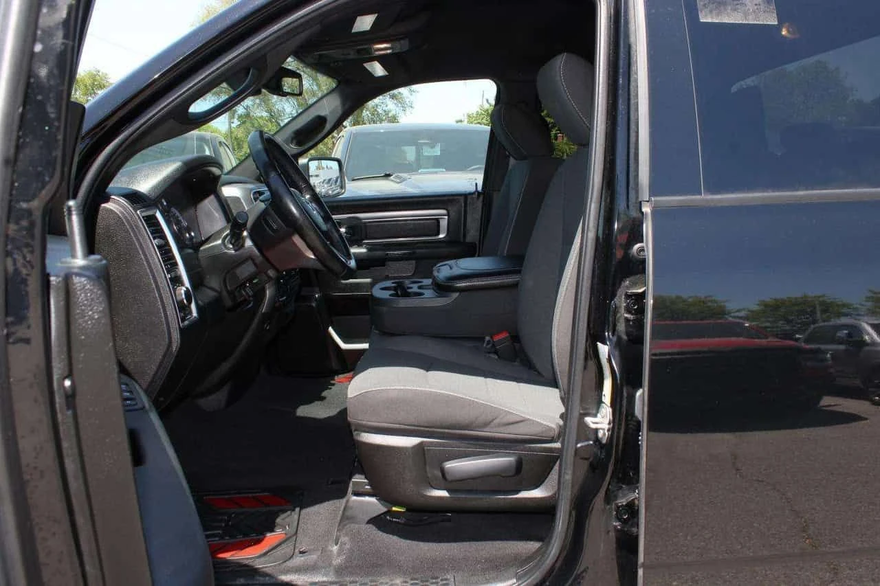 Dodge RAM 1500 * QUAD CAB 4x4 | SLT | SiriusXM| SideSteps| BedCov | Mobile.bg � ����������� 17