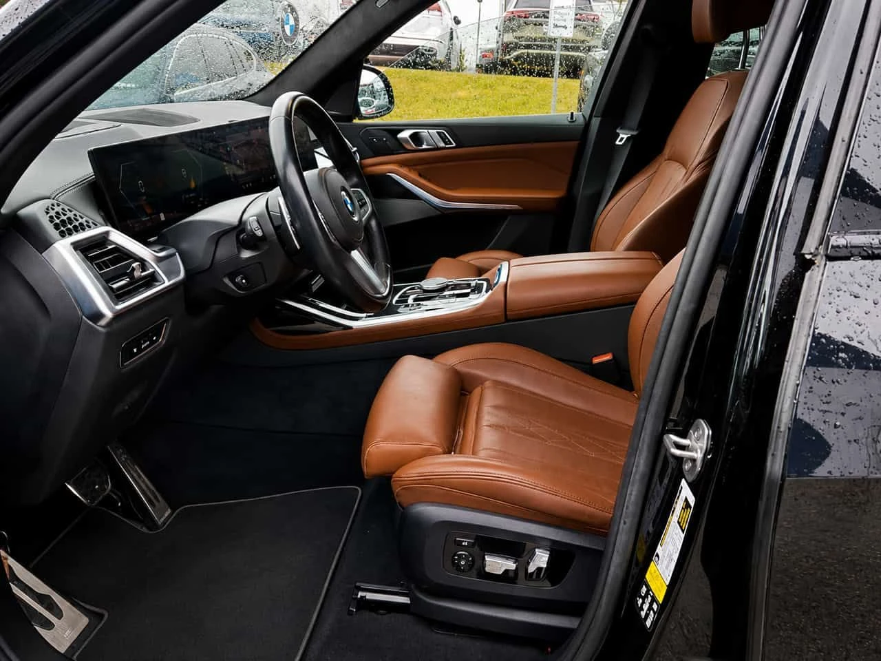 BMW X7 xDrive40i M SPORT/ПАНОРАМА/ДИСТРОНИК/360, снимка 2 - Автомобили и джипове - 55240707