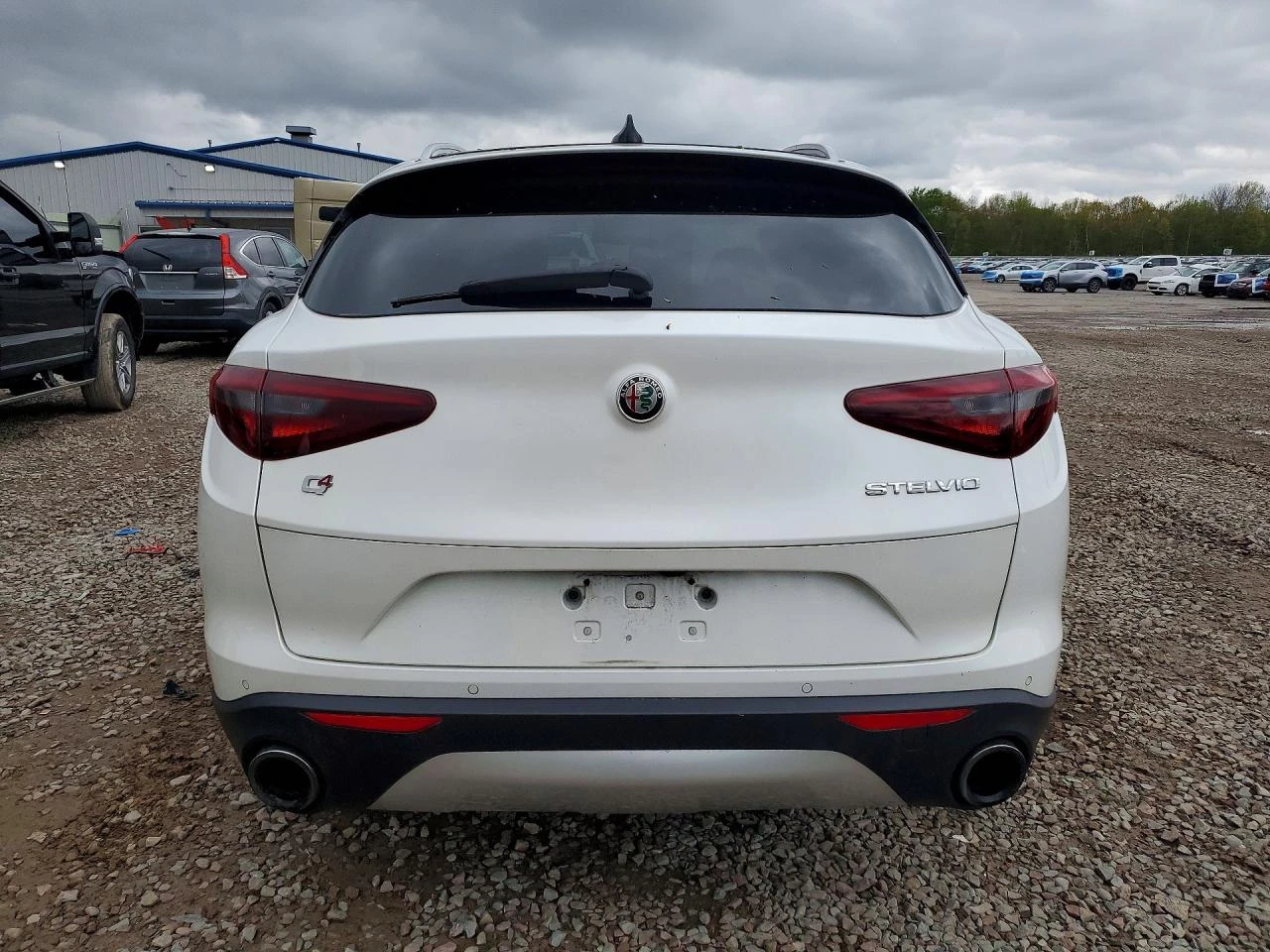 Alfa Romeo Stelvio 2.0l Ti, снимка 6 - Автомобили и джипове - 55591542