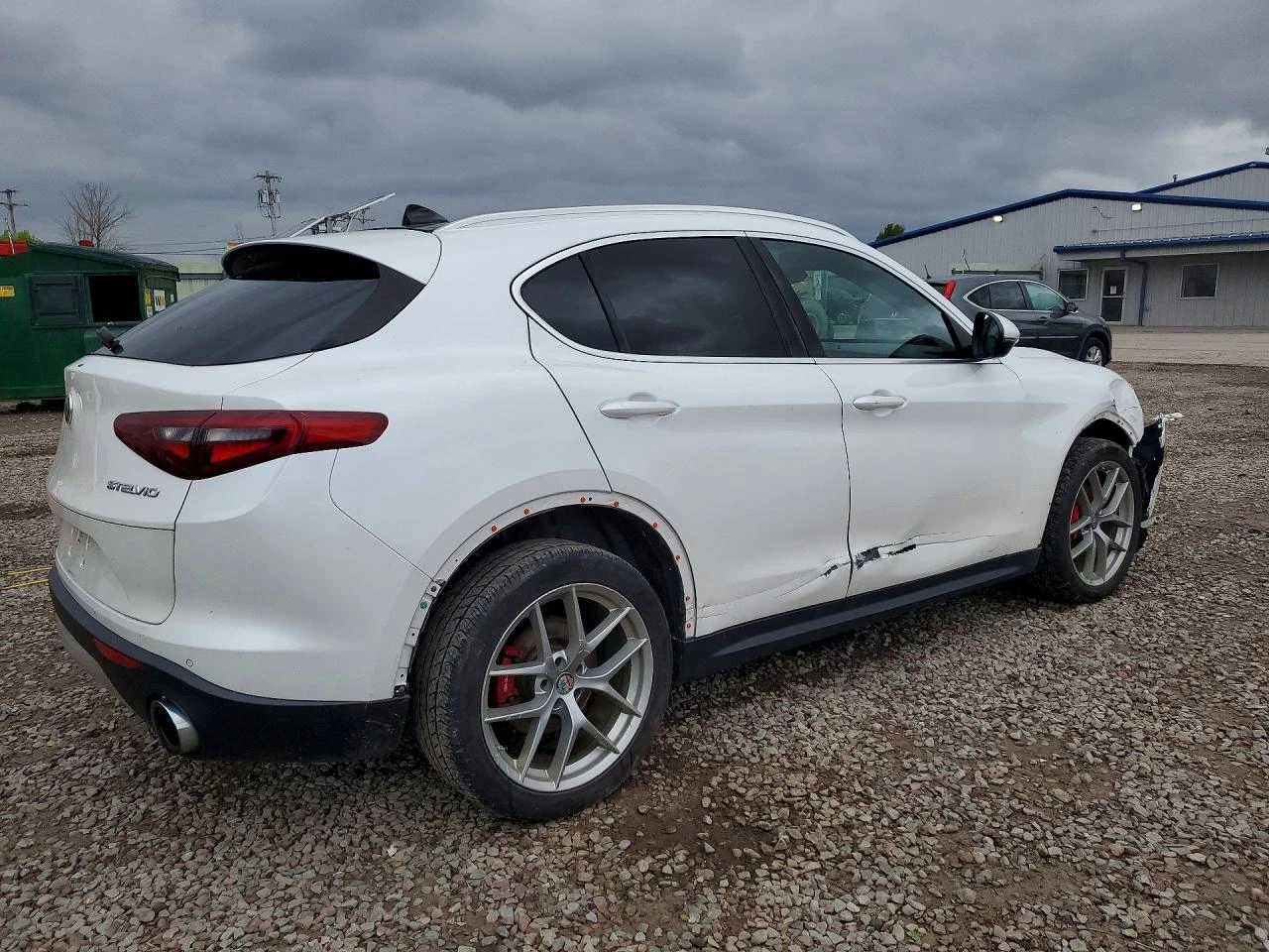 Alfa Romeo Stelvio 2.0l Ti, снимка 3 - Автомобили и джипове - 55591542