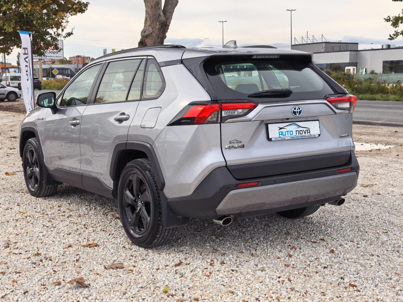 Toyota Rav4 2.5 ������ 218 �.�. �������� ���������!  | Mobile.bg � ����������� 7