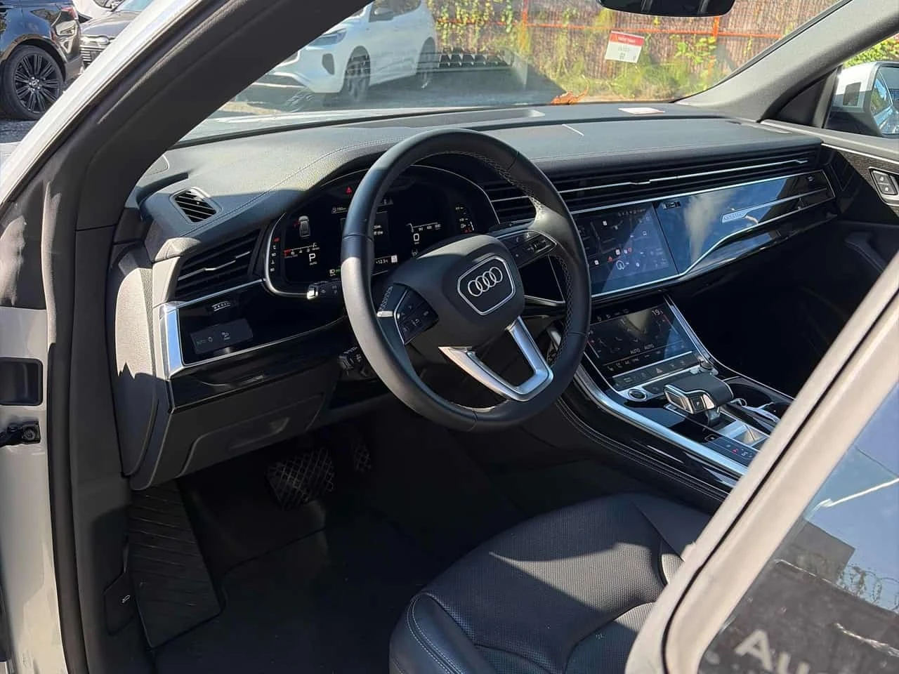 Audi Q8 * Progressiv * CARFAX * ����� �� ����������� | Mobile.bg � ����������� 5