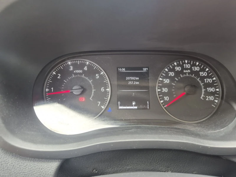 Renault Master, снимка 6 - Бусове и автобуси - 52597493