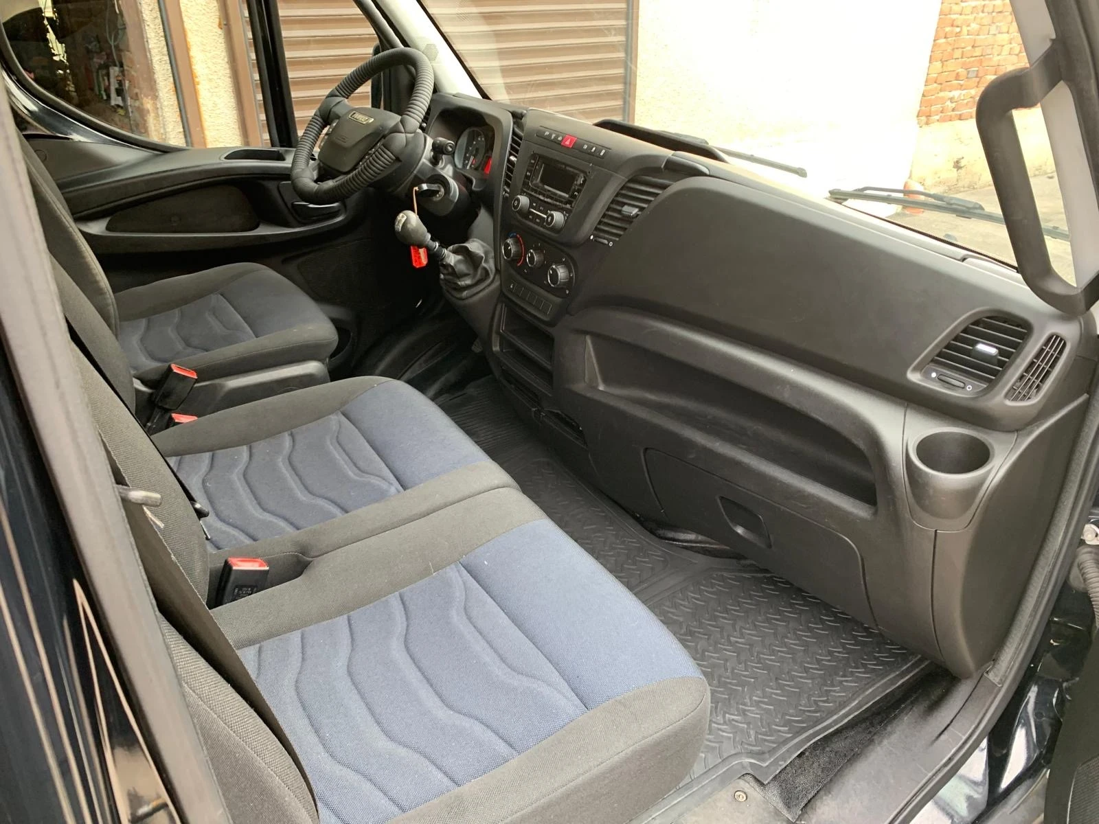 Iveco Daily 35s14 L2 H3  | Mobile.bg   14