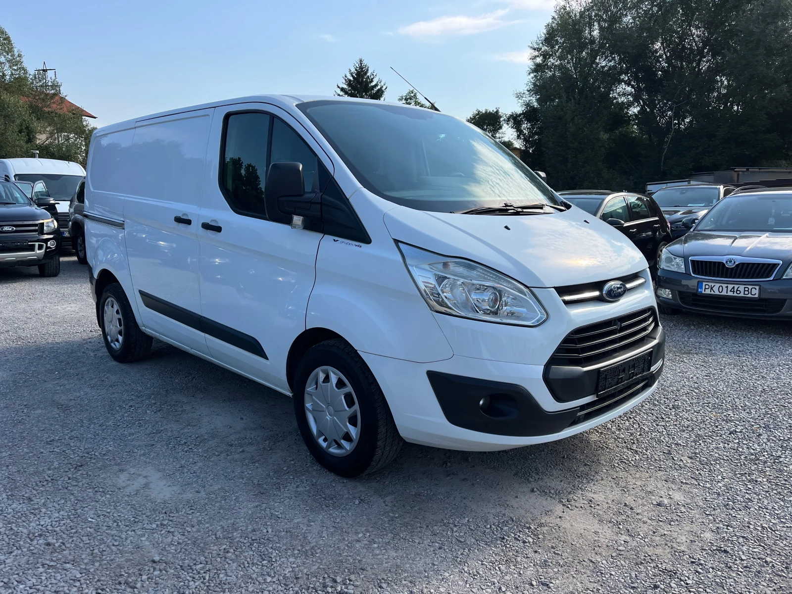 Ford Transit Custom 2.0TDCI AVTOMATIK, снимка 2 - Бусове и автобуси - 55673382