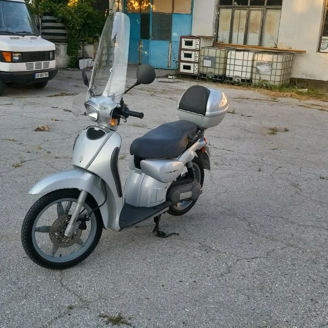 Aprilia Scarabeo