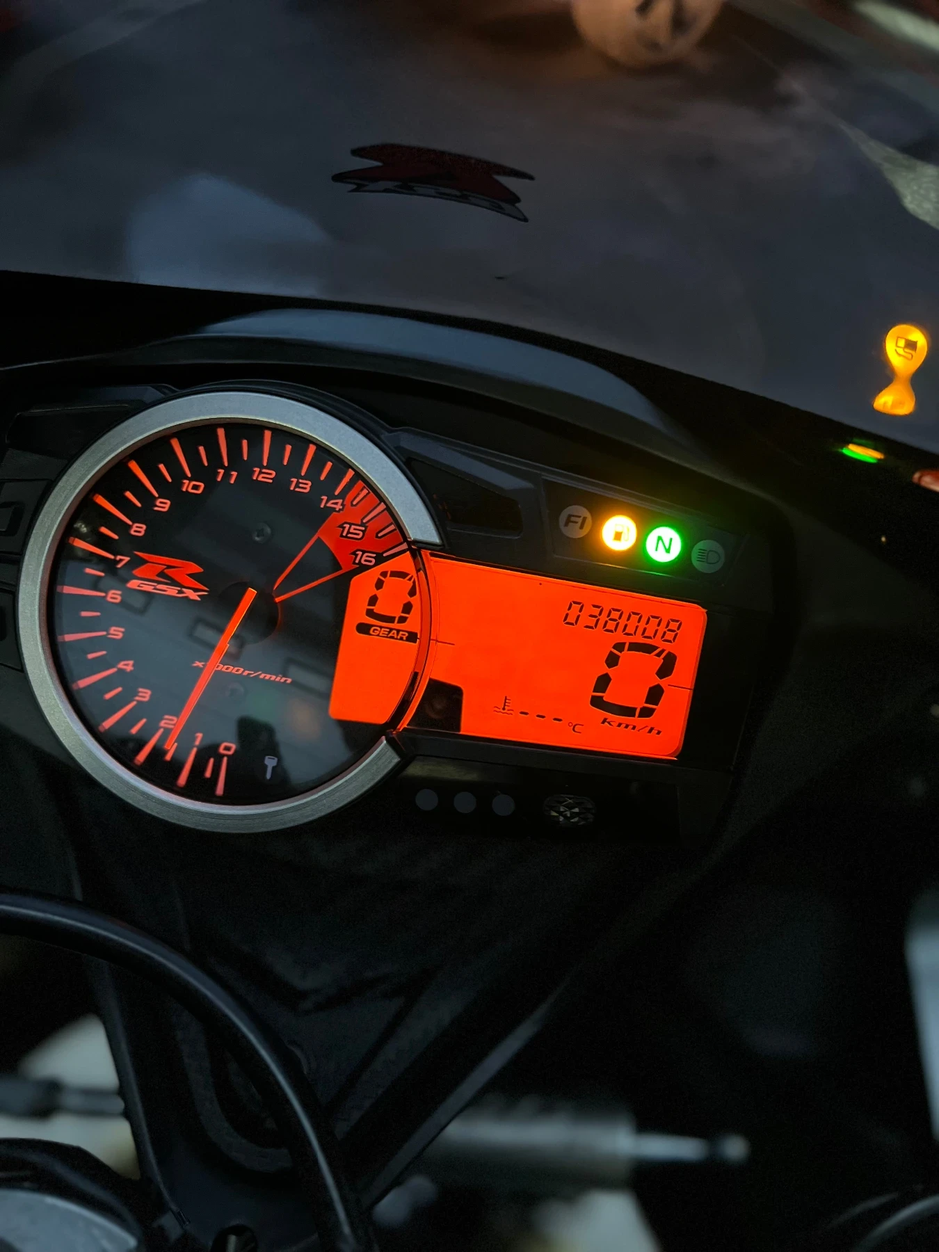 Suzuki Gsxr GSX-R 750 L1 - изображение 5