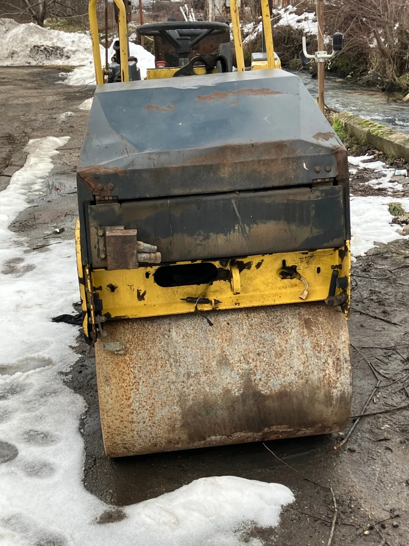Валяк BOMAG BW 80-D2, снимка 2 - Индустриална техника - 53223481