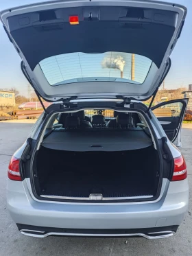 Mercedes-Benz C 220, снимка 13