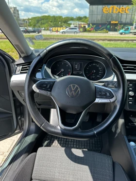     VW Passat Face
