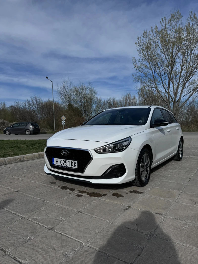 Hyundai I30, снимка 1 - Автомобили и джипове - 47345445