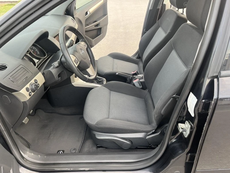 Opel Astra 1.4I 75кс 129 000 км FACE EURO 4 КЛИМАТРОНИК, снимка 8 - Автомобили и джипове - 45256479