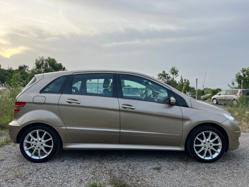 Mercedes-Benz B 200 2.0i Turbo Панорама , снимка 8 - Автомобили и джипове - 46337044