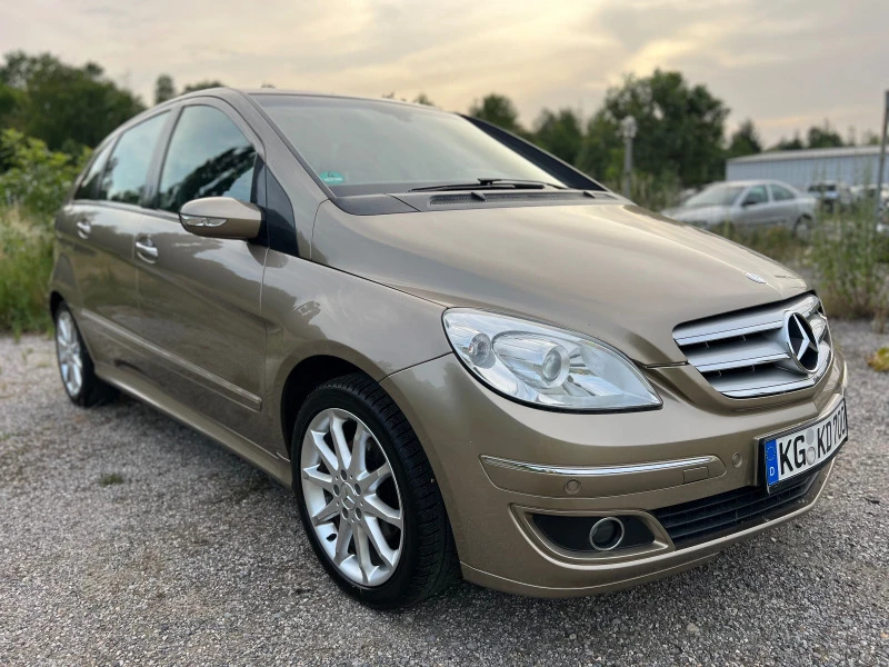 Mercedes-Benz B 200 2.0i Turbo Панорама , снимка 2 - Автомобили и джипове - 46337044