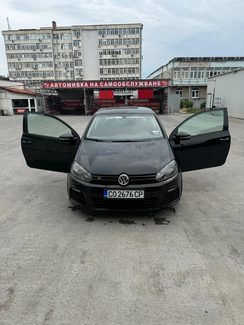 VW Golf, снимка 1 - Автомобили и джипове - 46979630